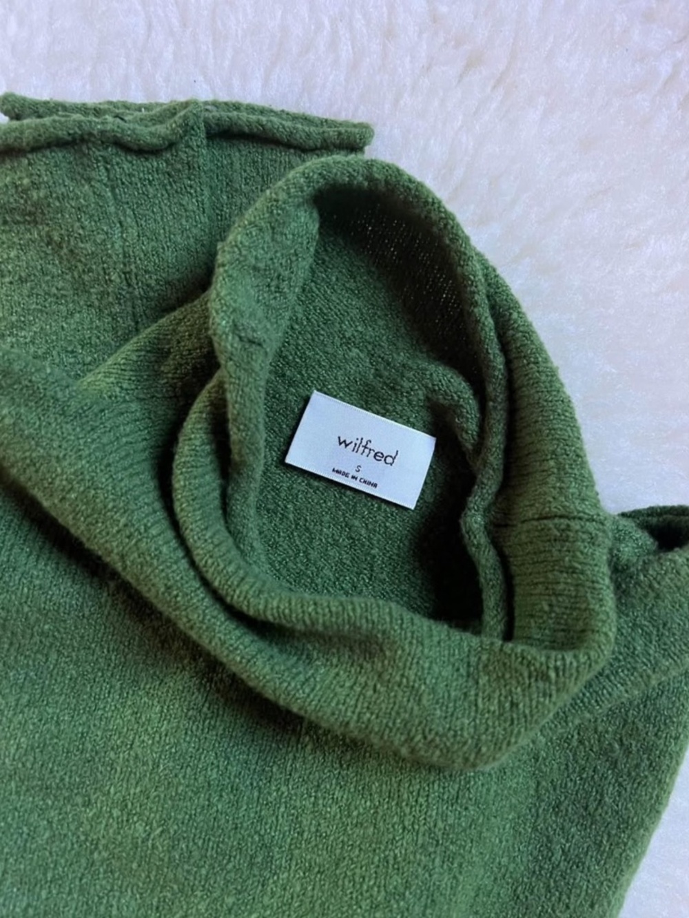 Wilfred Sweater - Picture 2 of 3